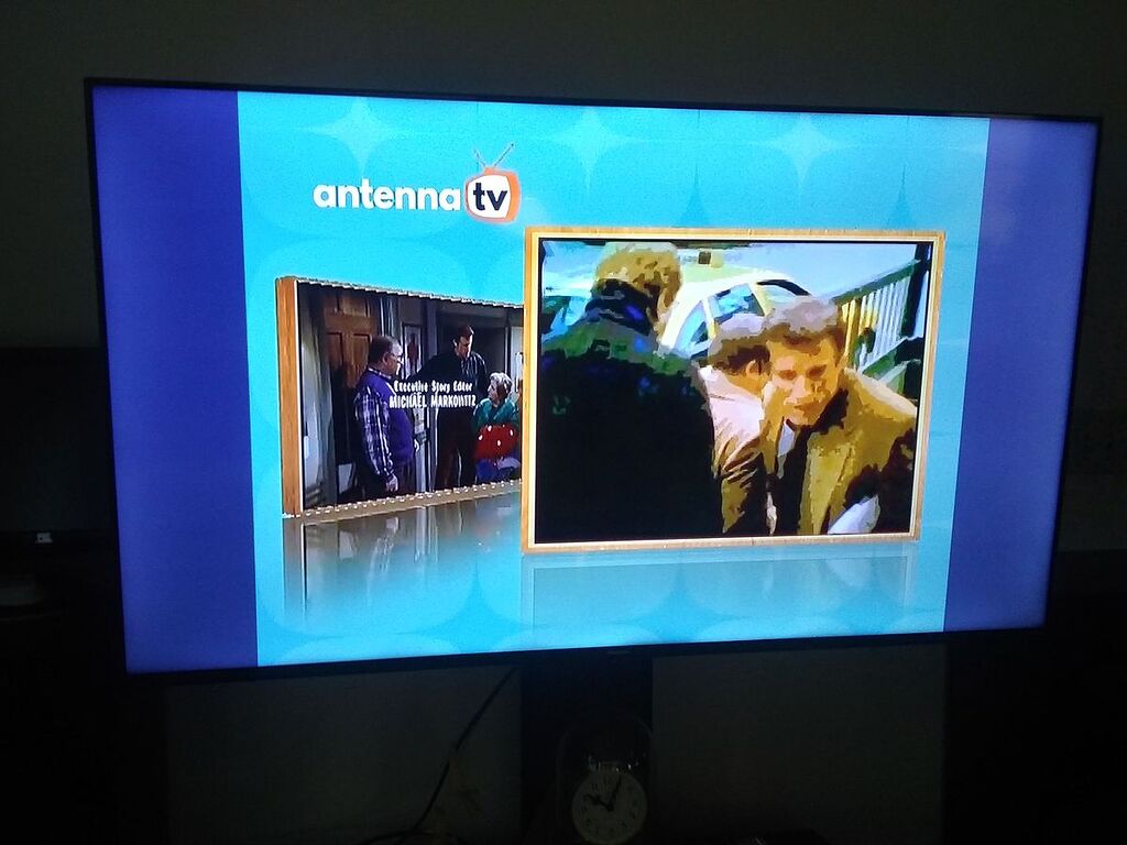 Blue grey side bars on AntennaTV in Google TV app Support